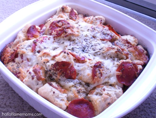 Easy dinner idea: pull-apart pepperoni pizza bread