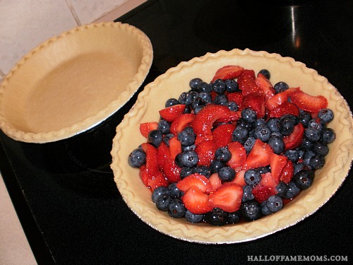 Easy Summer Berry Pie for breakfast or dessert!