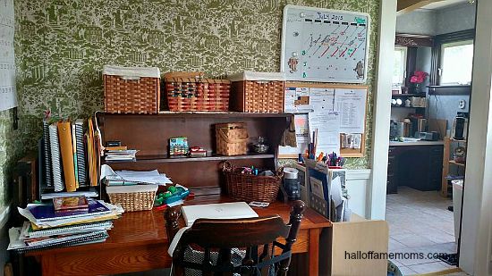 My new thrift store desk shelf.