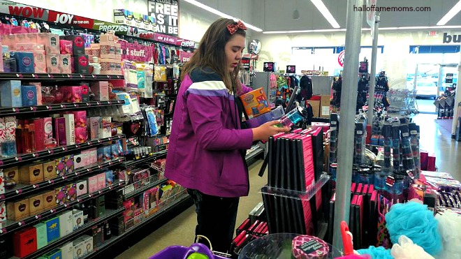 Teen shopping-spree at Five Below #ad #shop5b