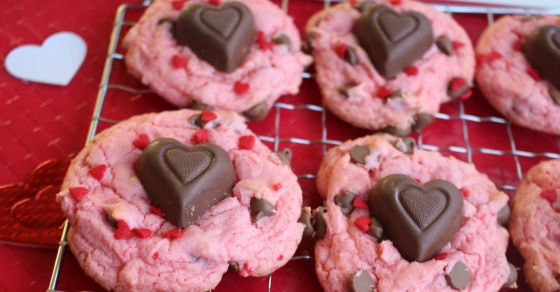 make-heart-cookies-for-valentines-day