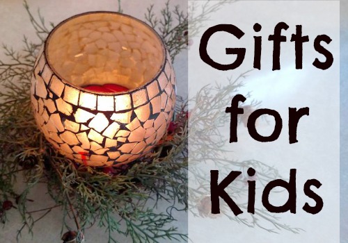 Don't miss this Gift Guide for Kids (gifts for children)!