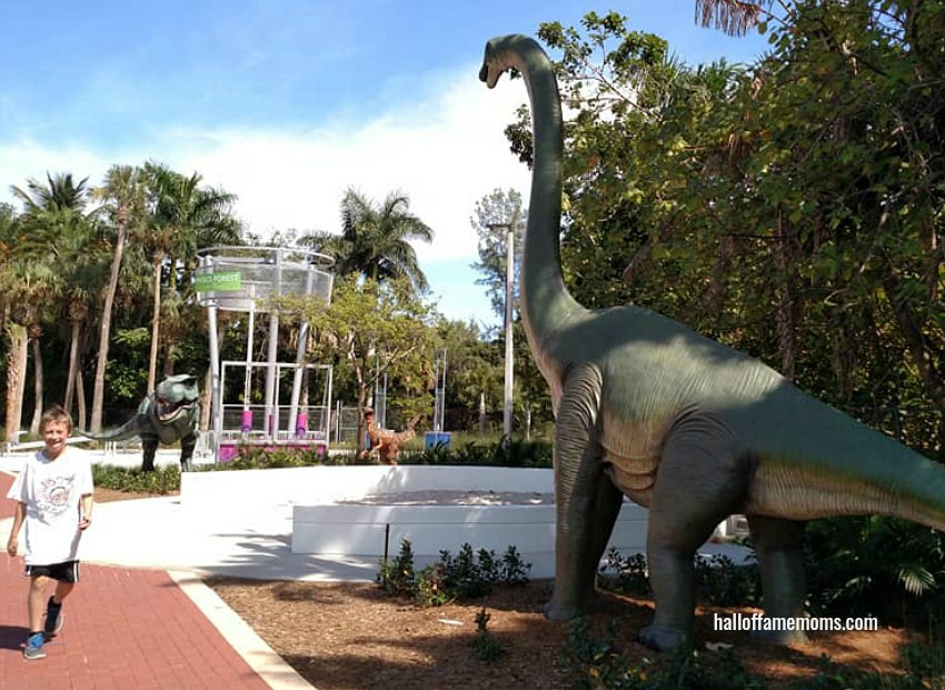 Dinosaurs at the South Florida Science Center & Aquarium