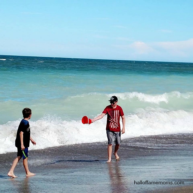 Homeschoolers Exploring the SE coast of Florida - Part 1